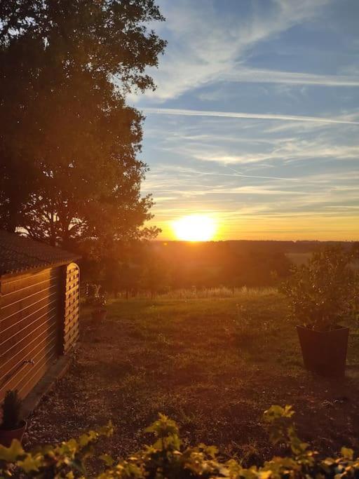 Gîte l' Arbre de Vie indépendant, au calme Les Essards  Exterior foto